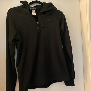Patagonia r1 fleece hoody women’s medium black